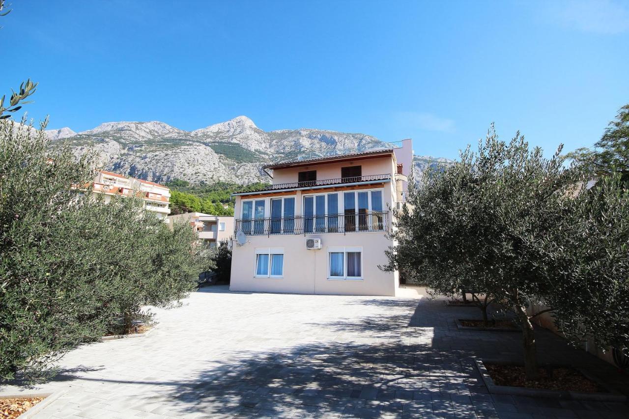 Apartmani Bozena Makarska Exterior foto